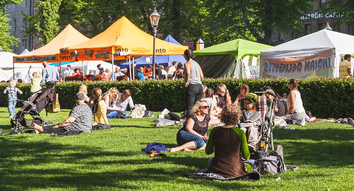 Helsinki citizens enjoying public spaces in the Restaurant Day